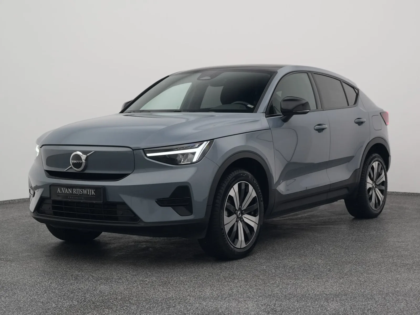 Volvo C40 (2023) — foto 1