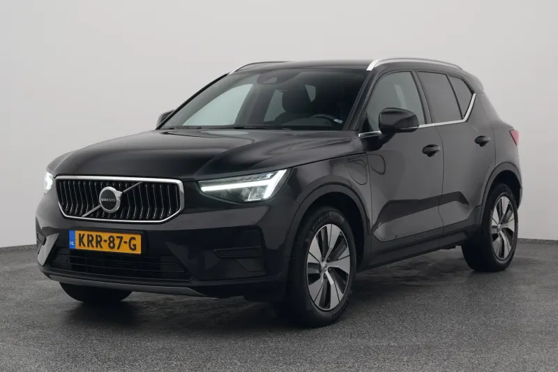 Volvo XC40 (2023)