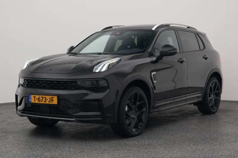Lynk & Co 01 (2023)