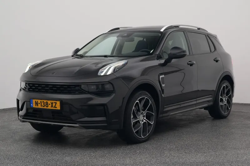 Lynk & Co 01 (2022)