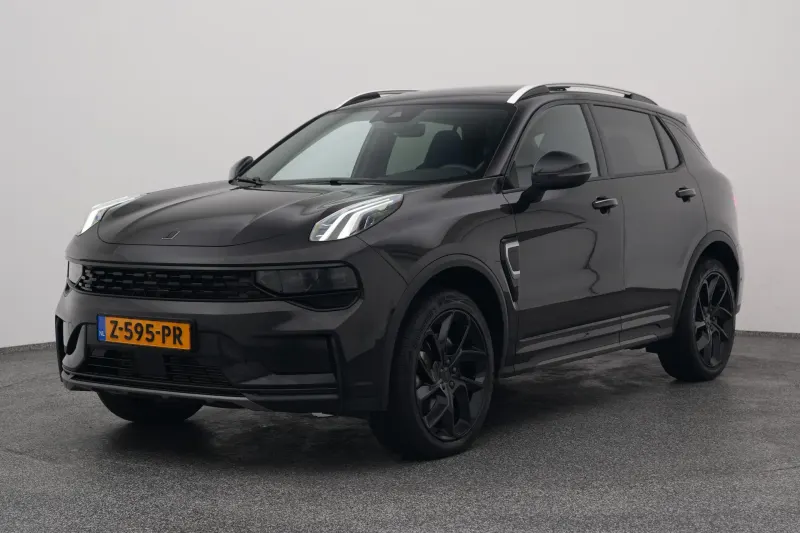 Lynk & Co 01 (2024)
