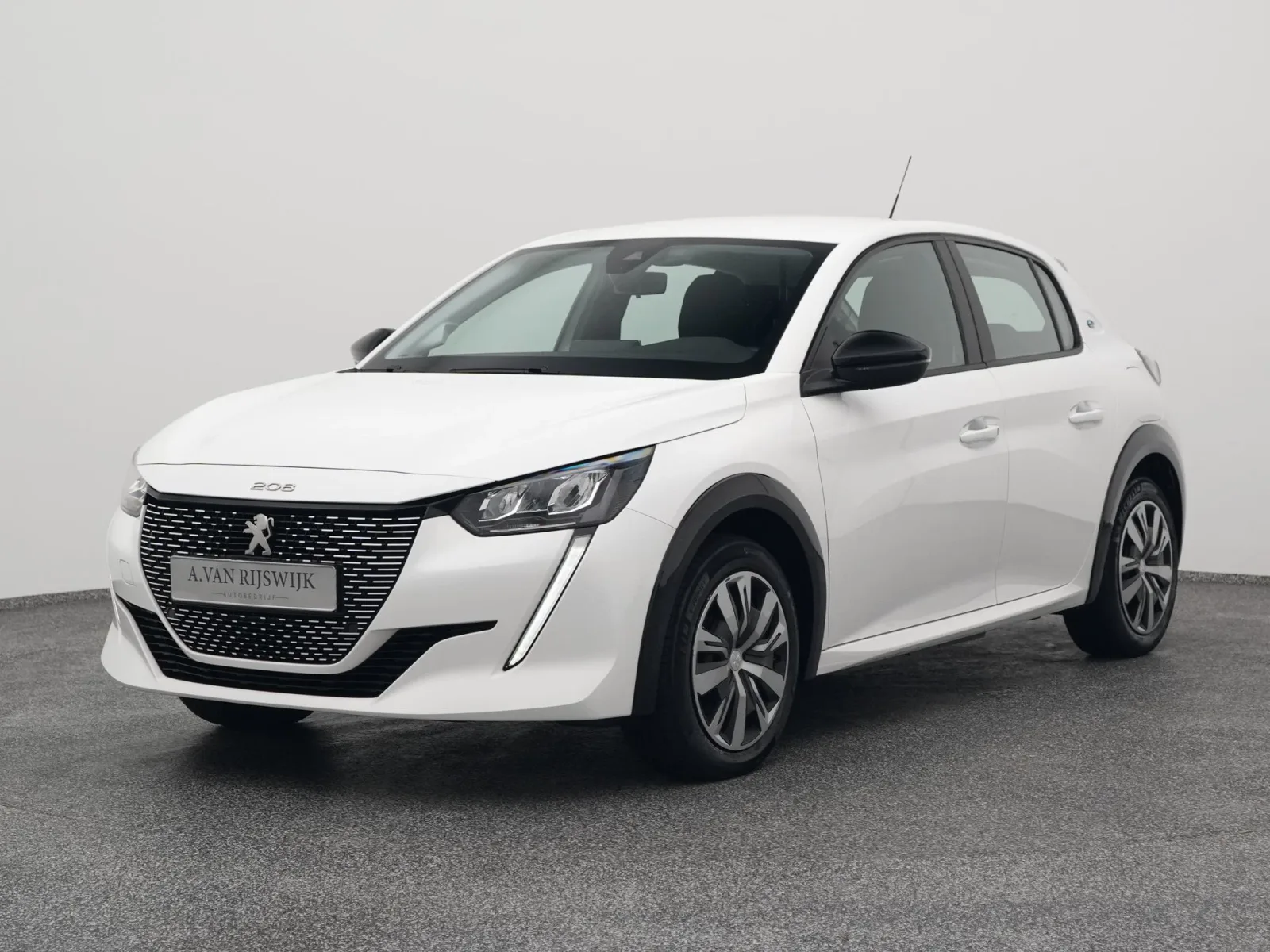 Peugeot e-208 (2024) — foto 1