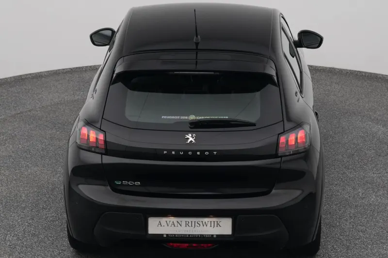 Peugeot e-208 (2021)