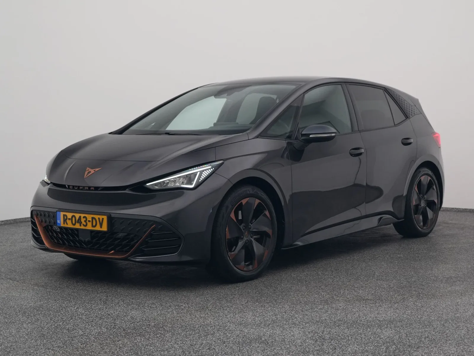CUPRA Born (2022) — foto 1