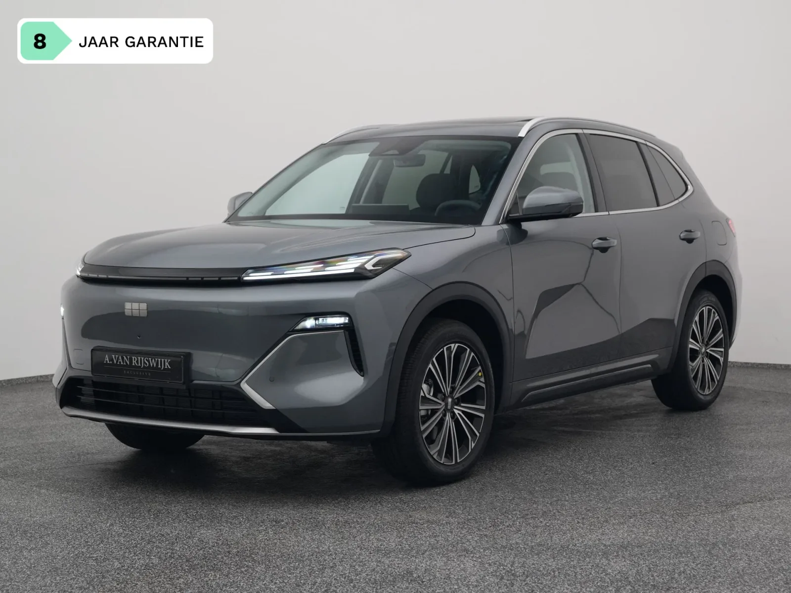 Geely Starray EM-i (2026) — foto 1