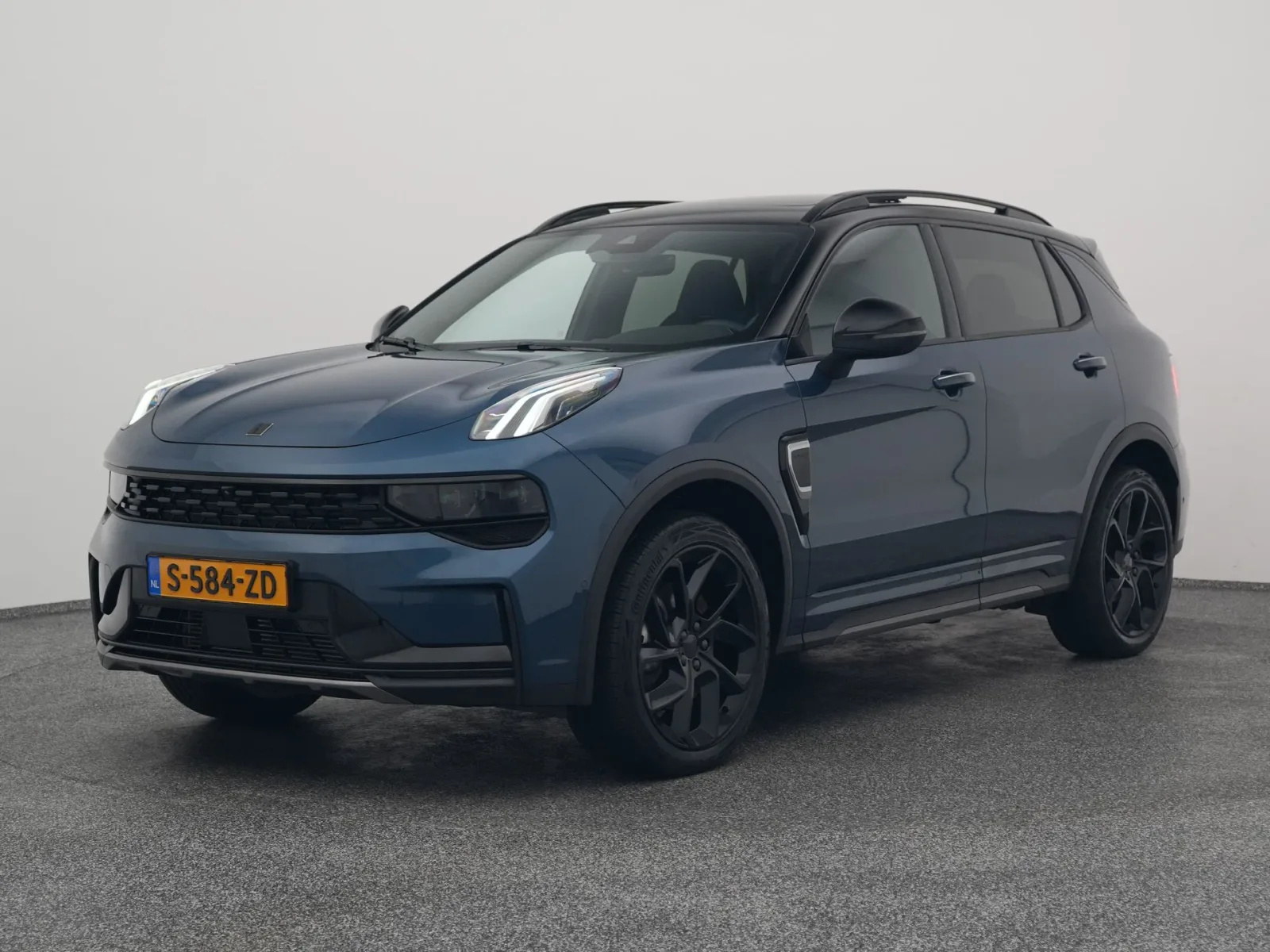 Lynk & Co 01 (2023) — foto 1