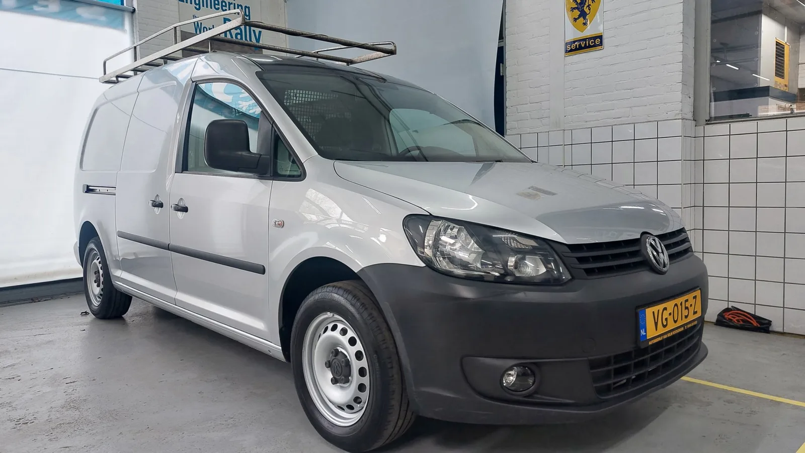 Volkswagen Caddy (2014) — foto 1
