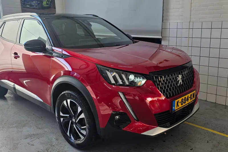 Peugeot 2008 (2021)