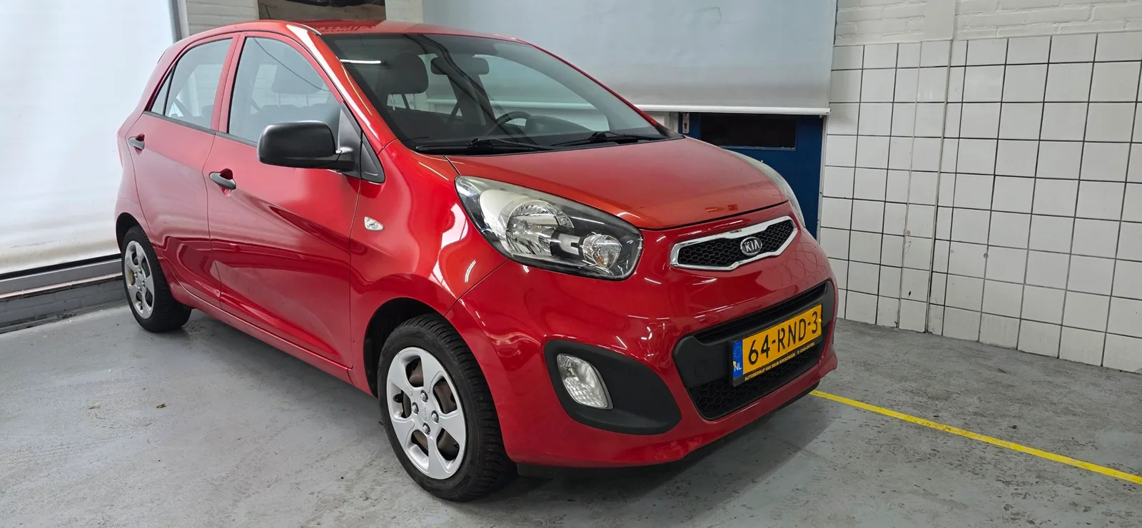 Kia Picanto (2011) — foto 1