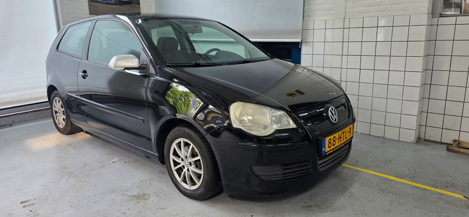 Volkswagen Polo (2009) — foto 1