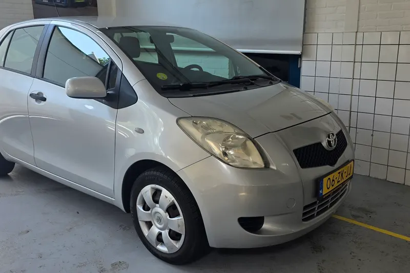 Toyota Yaris (2008)