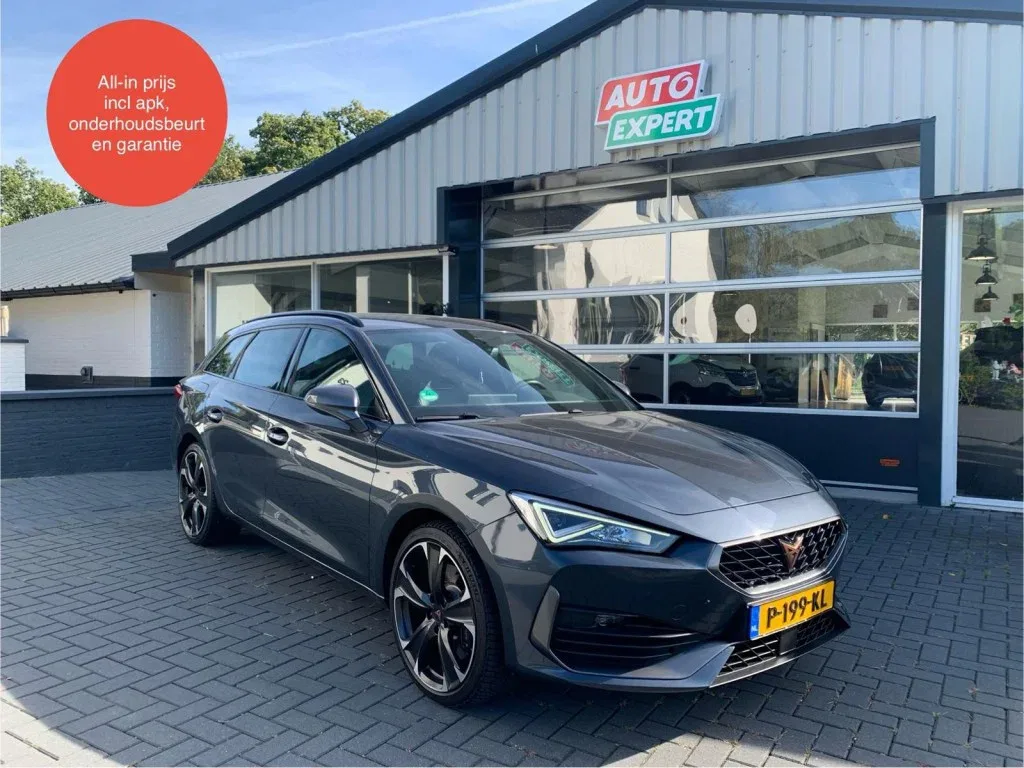 CUPRA Leon Sportstourer (2022) — foto 1