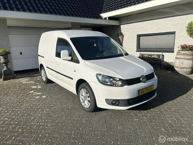 Volkswagen Caddy (2014) — foto 1