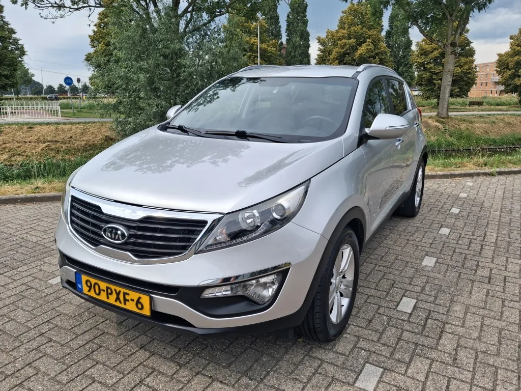 Kia Sportage (2011) — foto 1