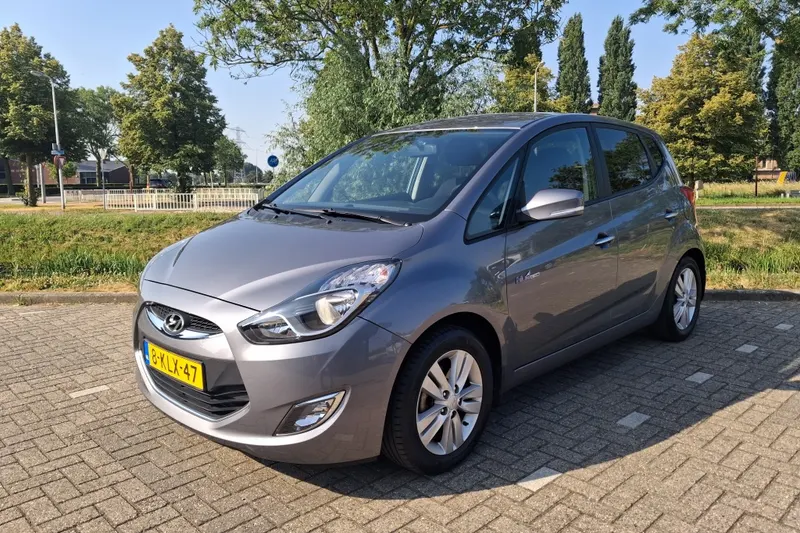 Hyundai ix20 (2013)