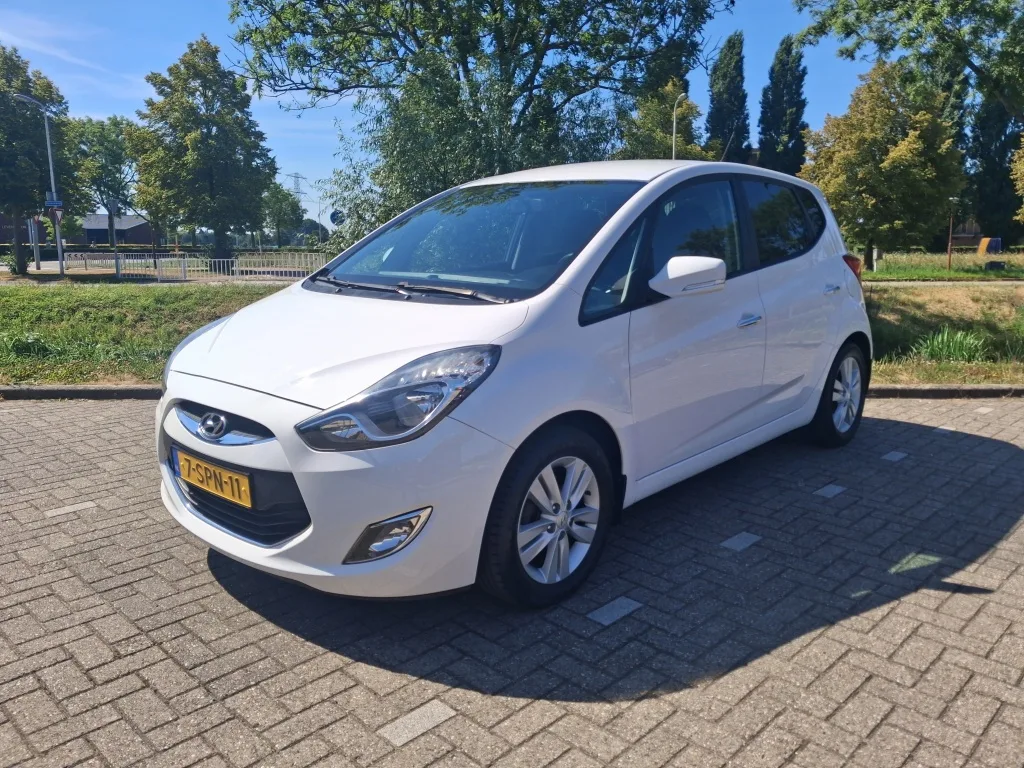 Hyundai ix20 (2013) — foto 1