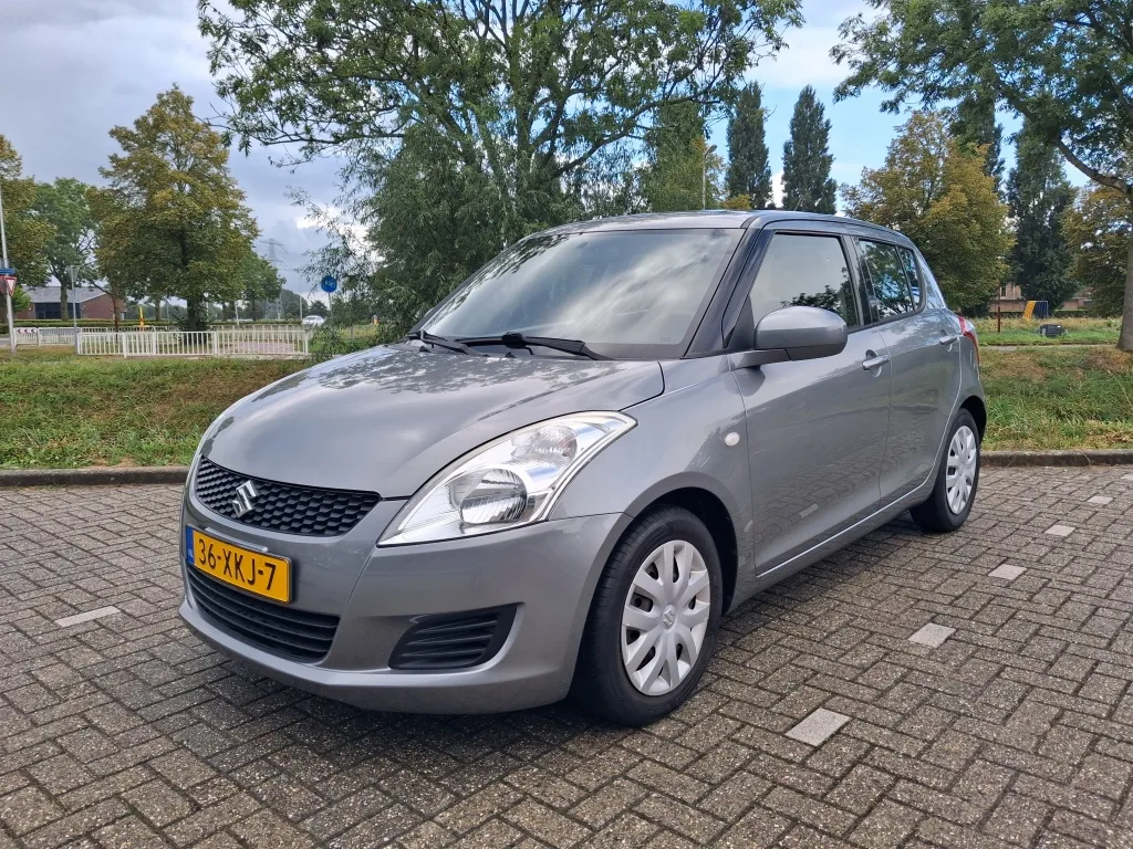 Suzuki Swift (2012) — foto 1