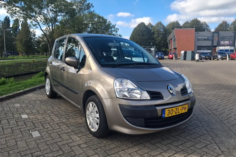 Renault Modus (2008)