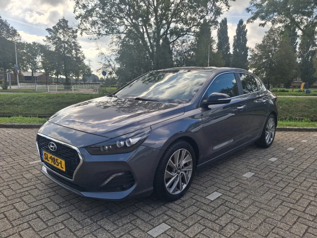 Hyundai i30 (2018) — foto 1