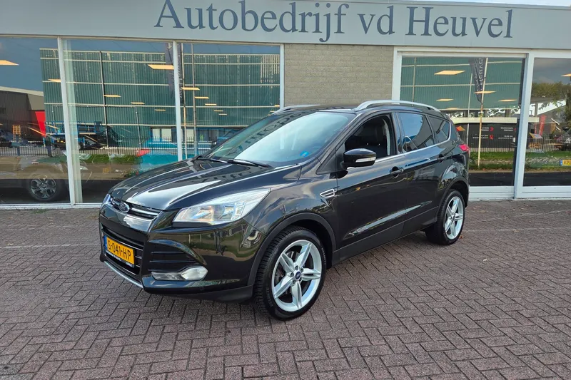 Ford Kuga (2013)