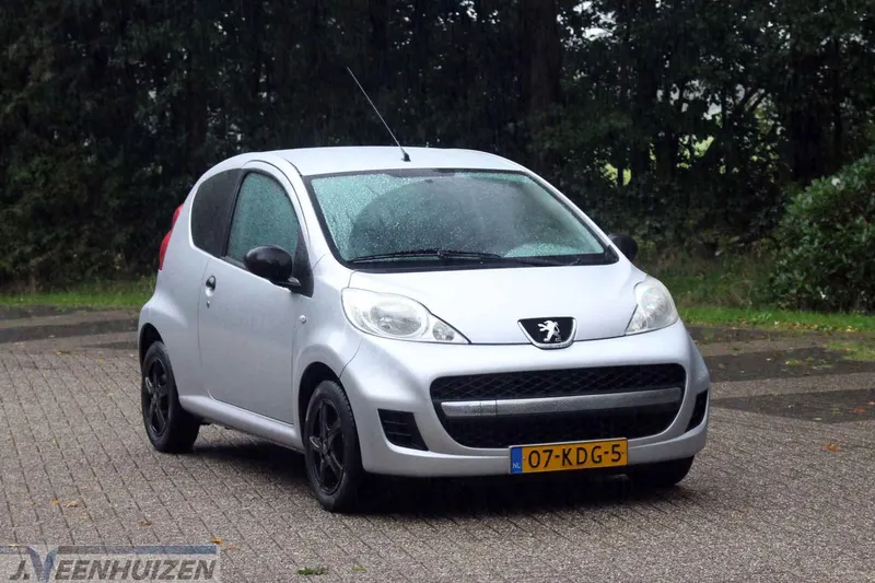 Peugeot 107 (2009)