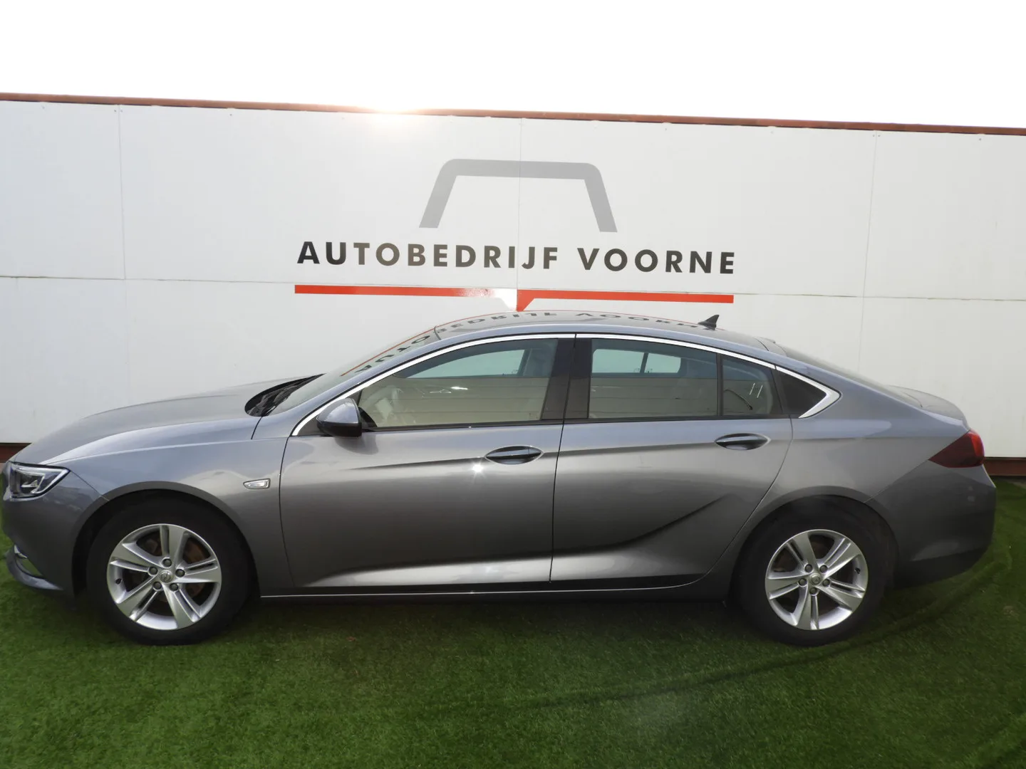 Opel Insignia (2019) — foto 1