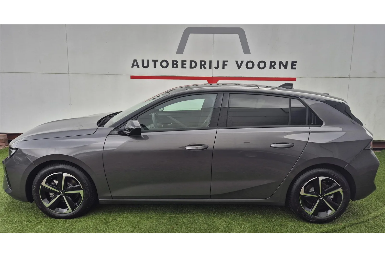Opel Astra (2025) — foto 1