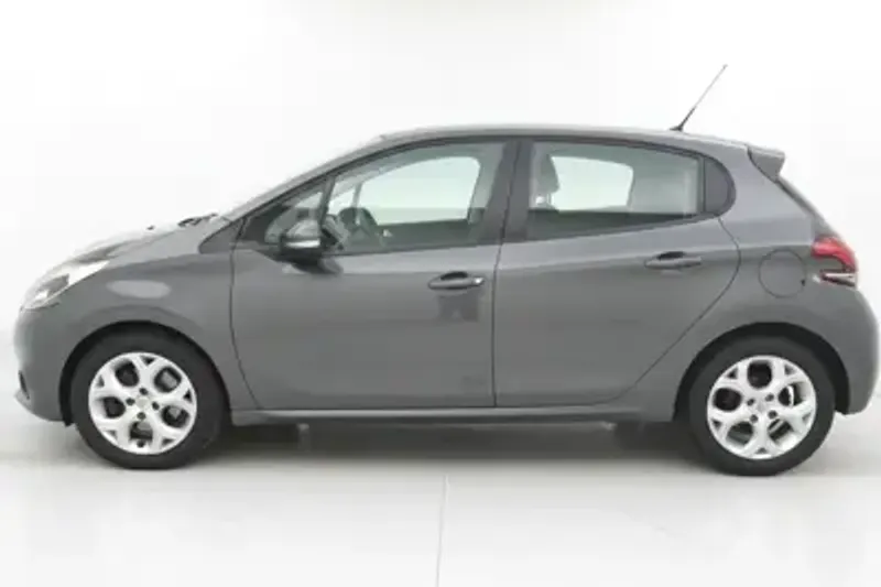 Peugeot 208 (2018)