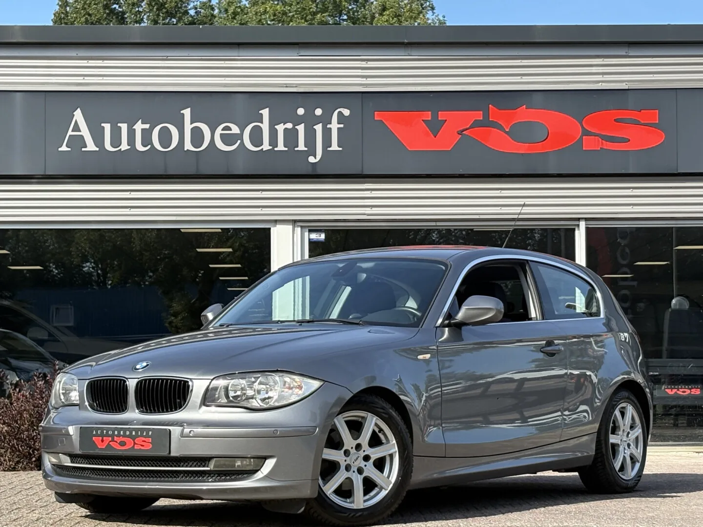 BMW 1-Serie (2010) — foto 1