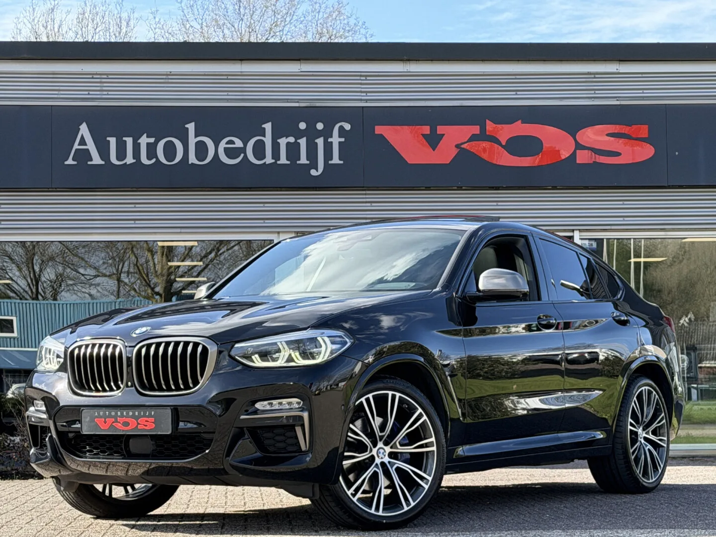 BMW X4 (2019) — foto 1