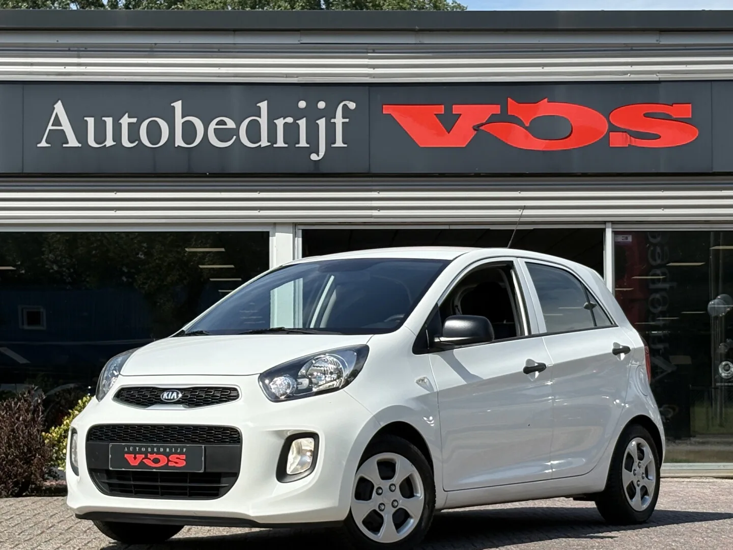 Kia Picanto (2016) — foto 1