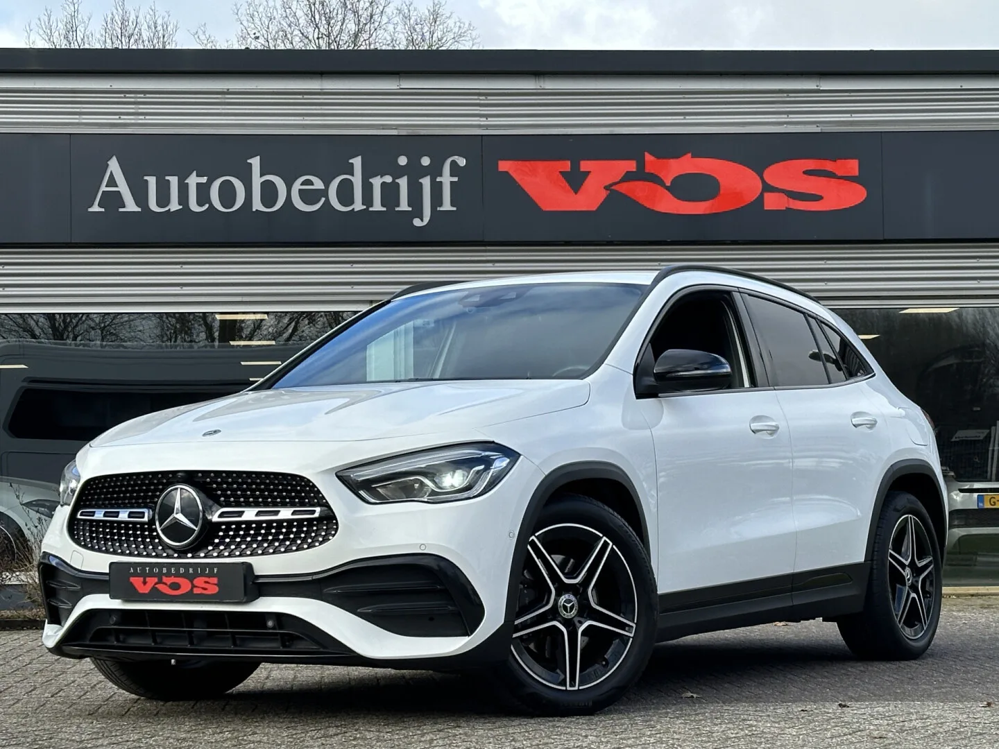 Mercedes-Benz GLA-Klasse (2020) — foto 1