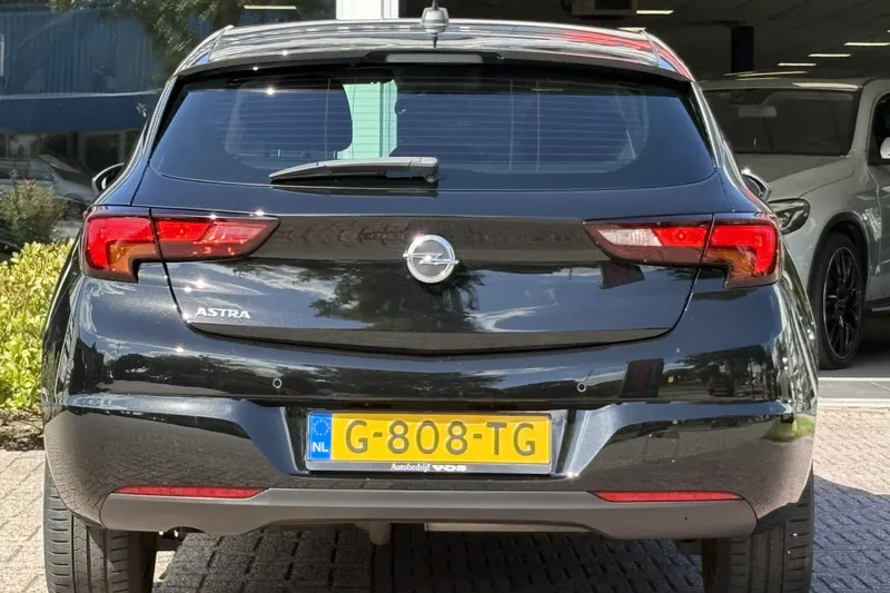 Opel Astra (2019)