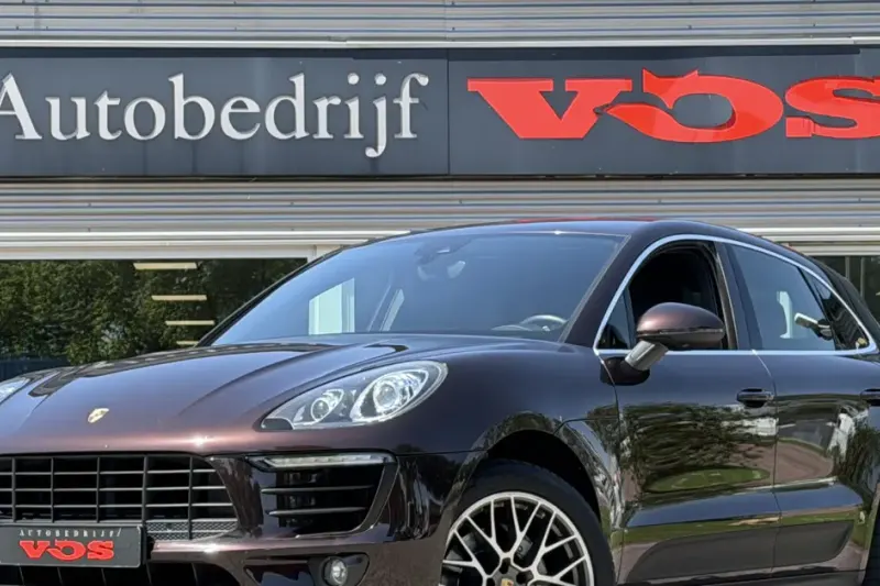 Porsche Macan (2015)