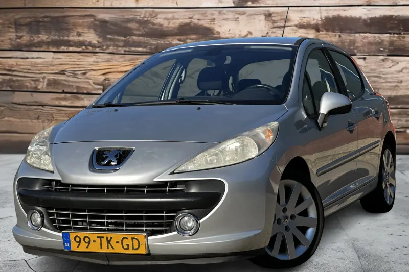 Peugeot 207 (2006)