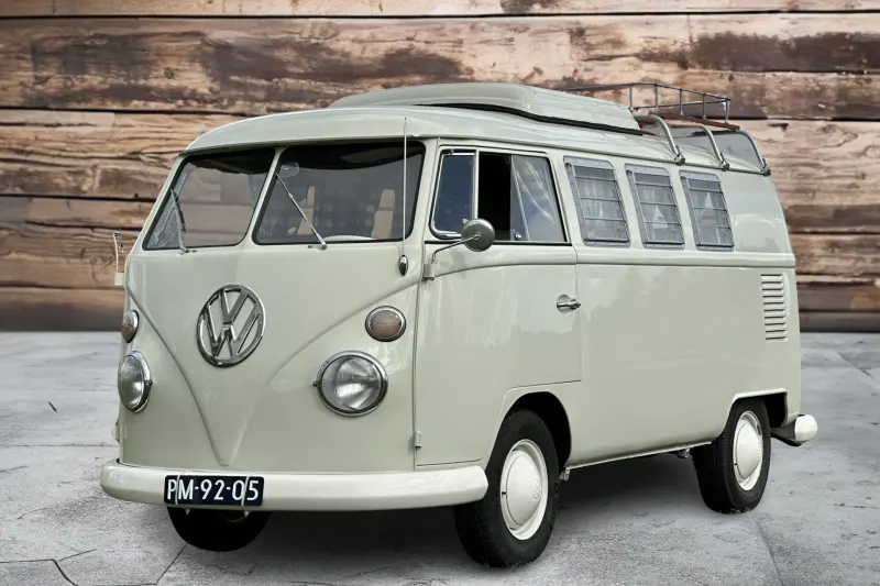 Volkswagen T1 (1967)
