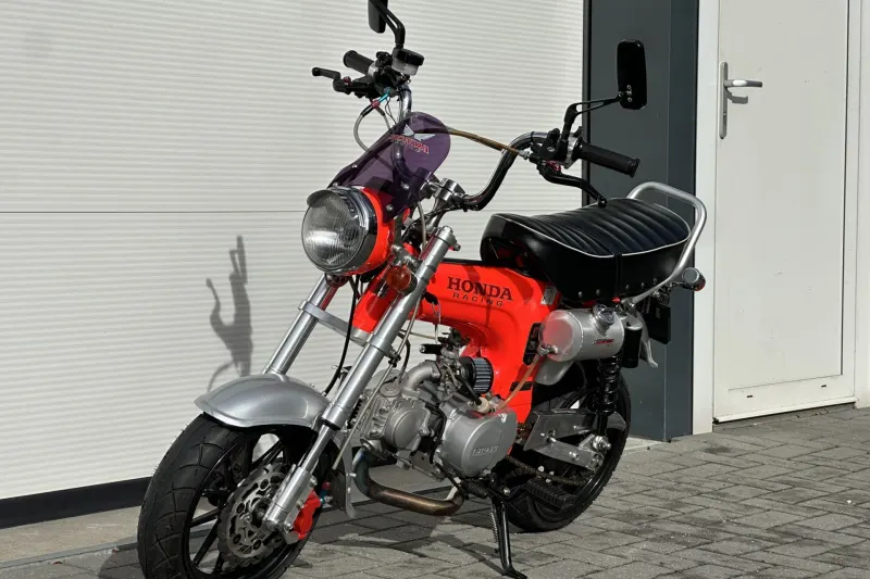 JINCHENG Bromfiets (2000)