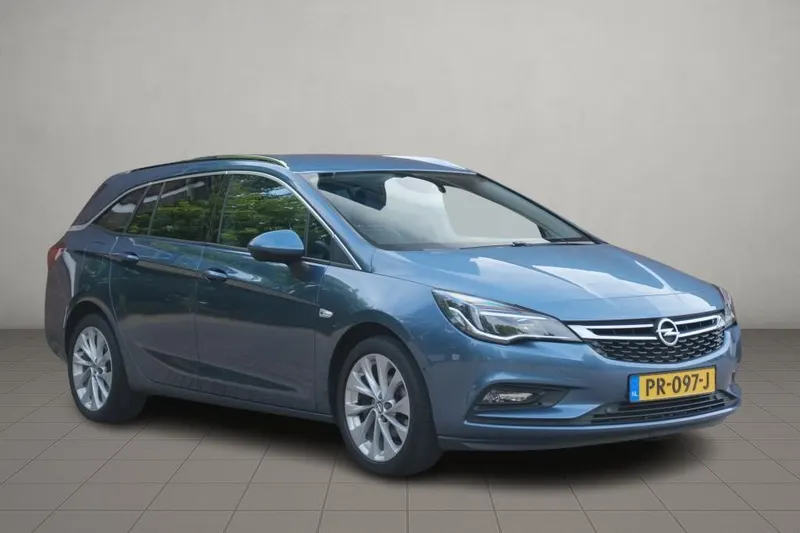 Opel Astra (2017)
