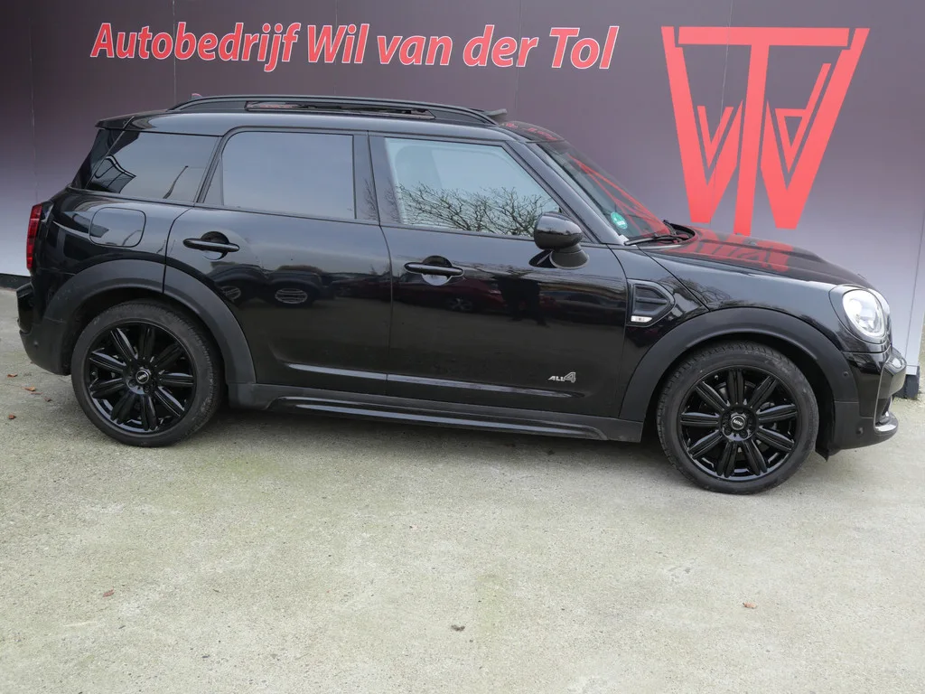 MINI Countryman (2016) — foto 1