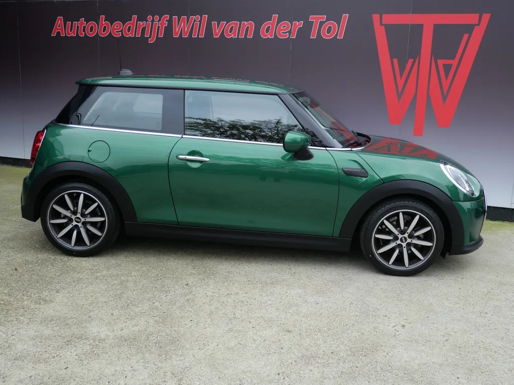 MINI One (2022) — foto 1
