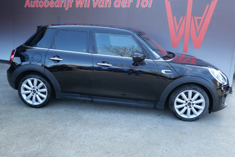 MINI Cooper (2019)
