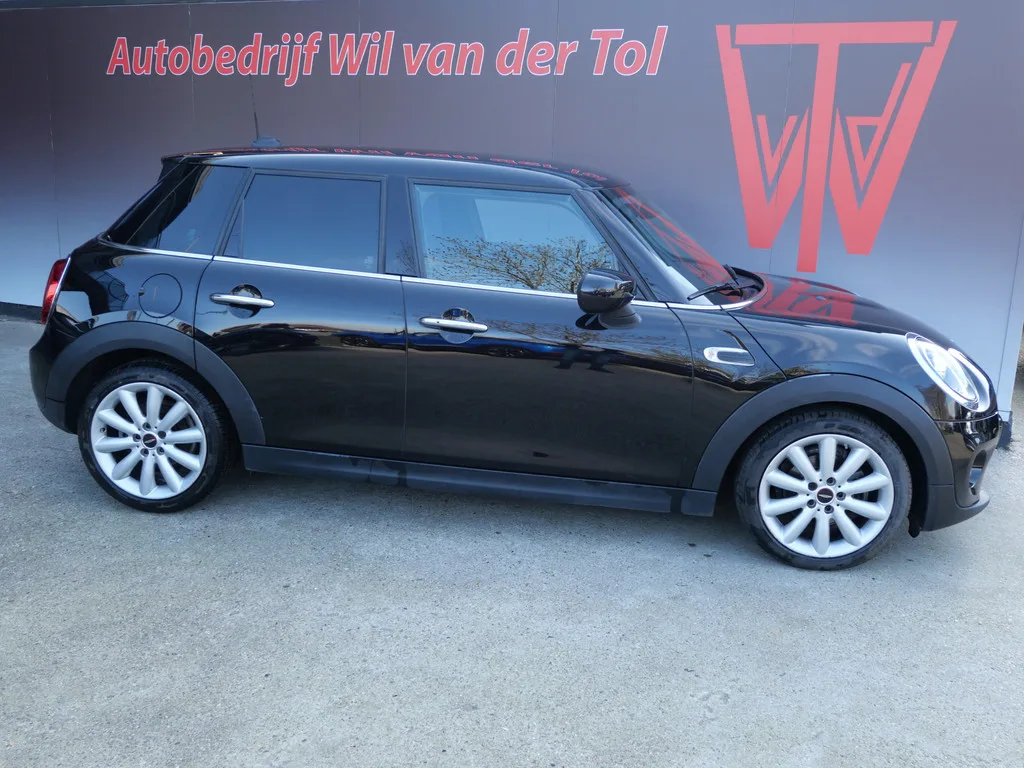 MINI Cooper (2019) — foto 1
