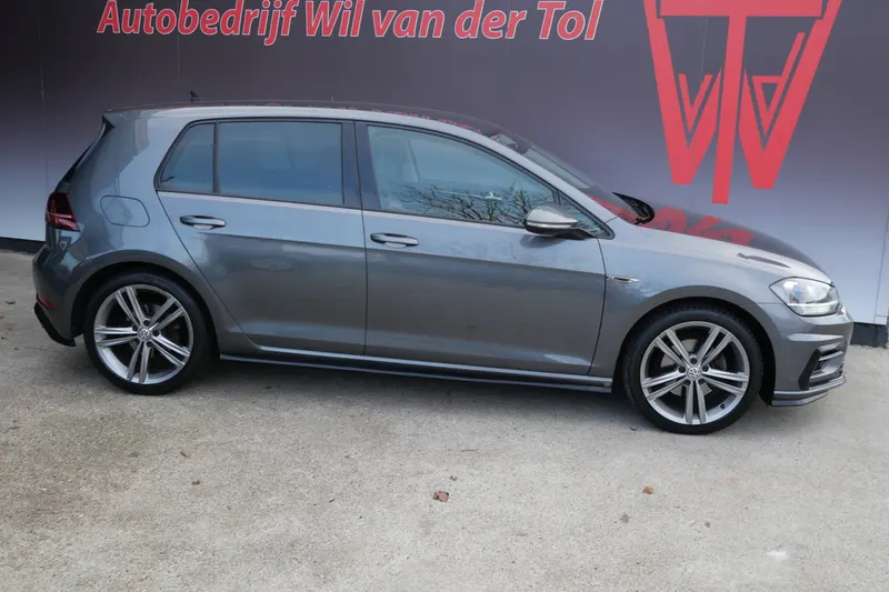Volkswagen Golf (2017)