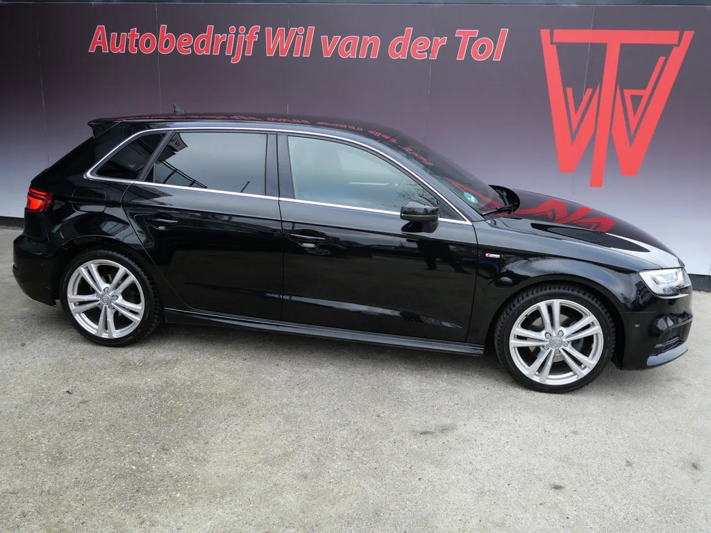 Audi A3 (2019) — foto 1
