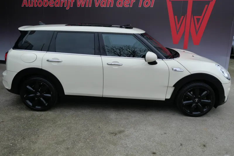 MINI Clubman (2017)