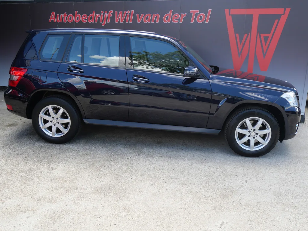 Mercedes-Benz GLK (2010) — foto 1