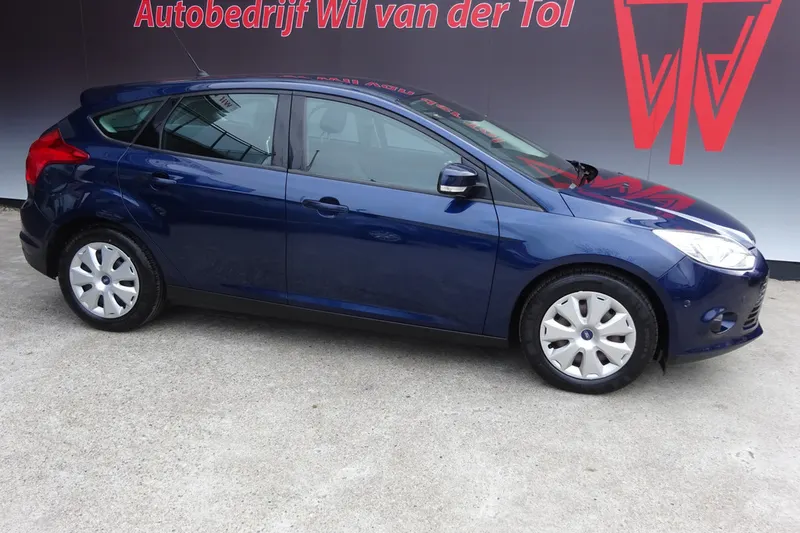 Ford Focus (2012)