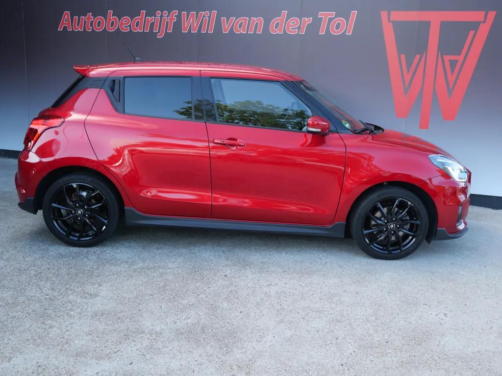 Suzuki Swift (2022) — foto 1