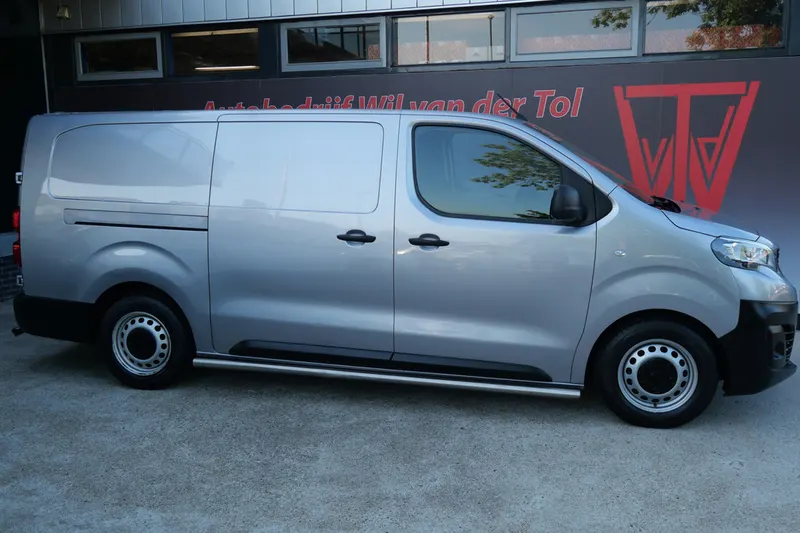 Peugeot E-Expert (2023)