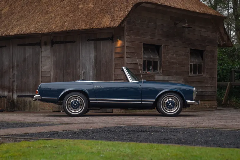 Mercedes-Benz 200-Serie (1968)